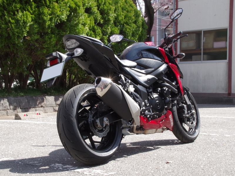GSX-S750リアビュー
