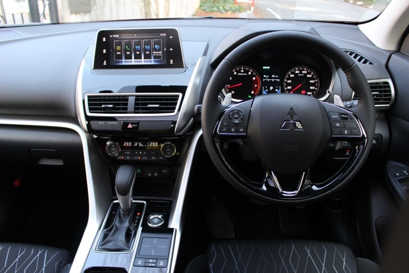 三菱自動車エクリプスクロス