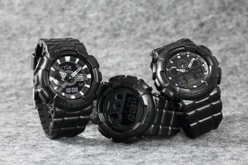 左から、「GA-110BT-1AJF」￥15,000(税抜)、「GD-120BT-1JF」￥13,000(税抜)、「GA-100BT-1AJF」￥13,500(税抜)