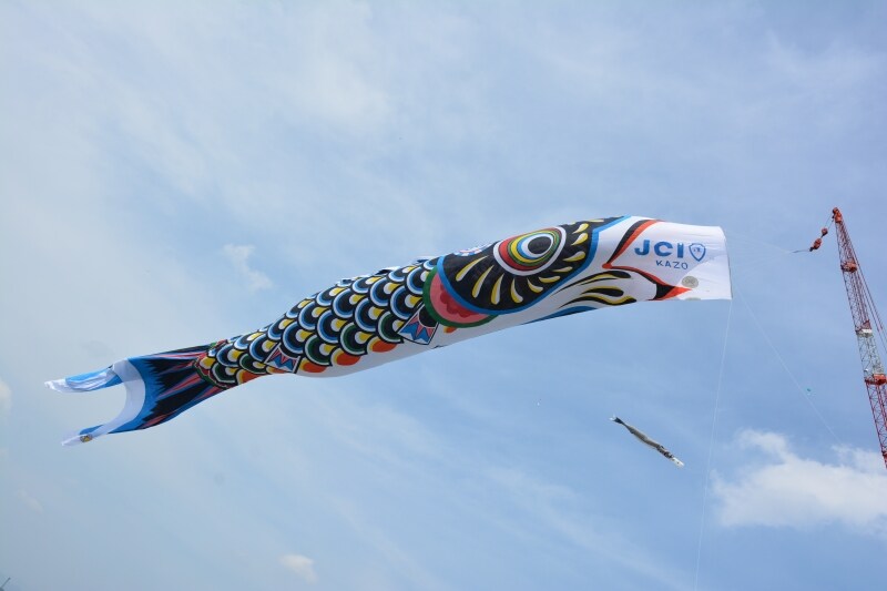 毎年5月3日に加須市上空で遊泳するジャンボこいのぼり