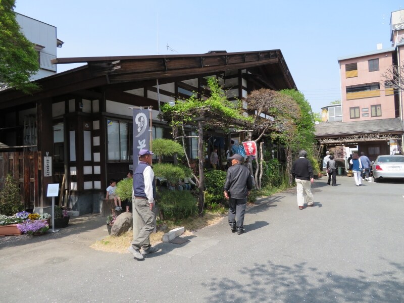 風格を備える武蔵屋の店構え