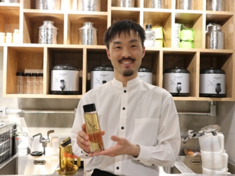 銀座の台湾茶カフェ「ChaNova」undefinedオーナーの井上さん