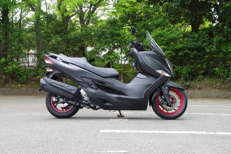 バーグマン400undefinedサイドビュー