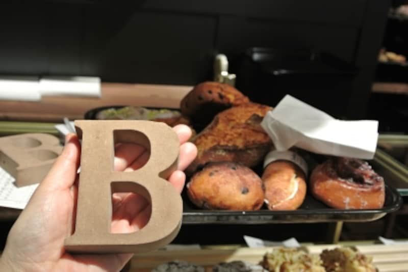 混んだときはアルファベットの札を渡される