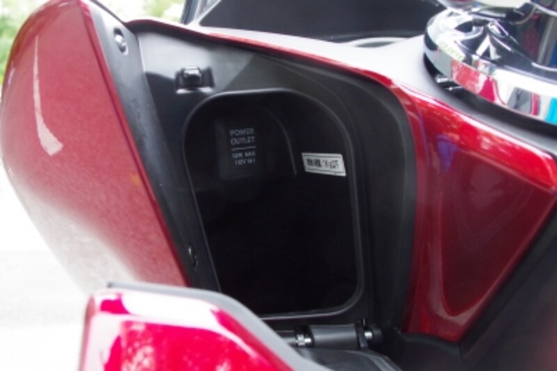 Jf81試乗インプレ 18年式pcxは豪華装備が魅力 原付バイク スクーター All About