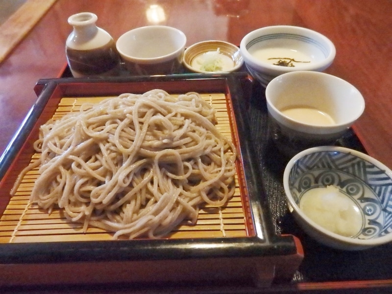 「とらや」の「田舎そばせいろ四汁」