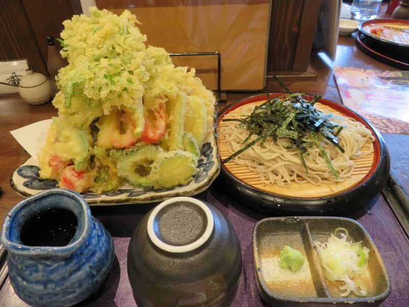 「たじま」の「特天ざるそば」