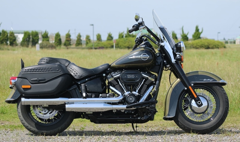 ハーレーダビッドソン FLHCS ヘリテイジソフテイル（2018年モデル）ライトビュー