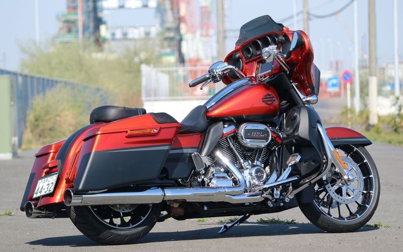 ハーレーダビッドソン CVO ストリートグライド(2018年モデル)