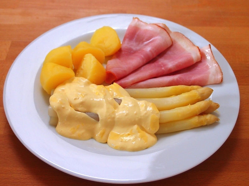 シュパーゲルオランデーズソース