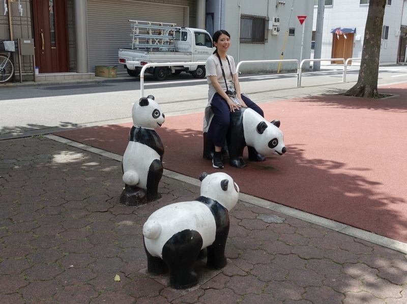 東京・今戸神社周辺、たのしげなM美さん