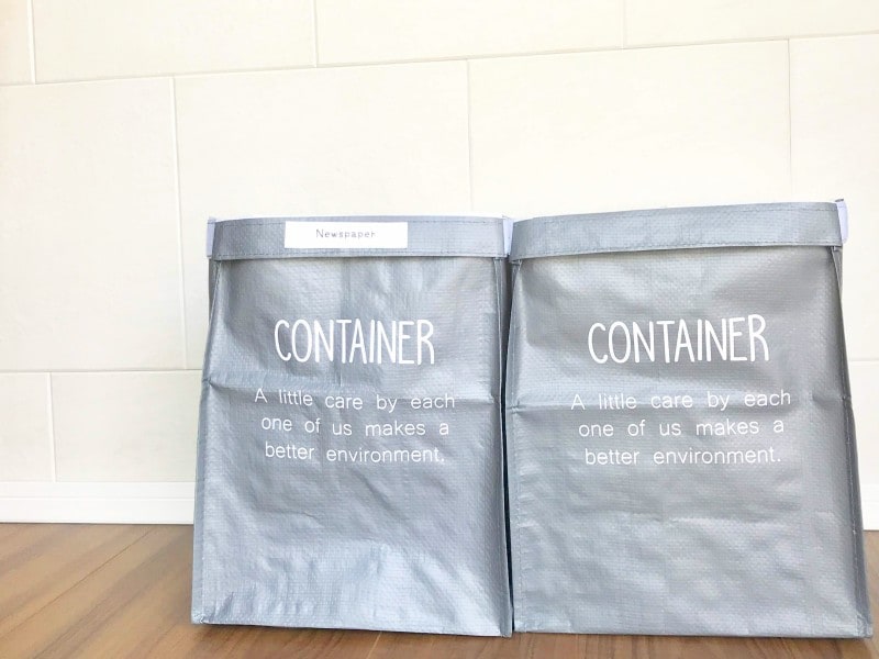 100均の収納ボックス：キャンドゥのバッグコンテナを2つ連結した物