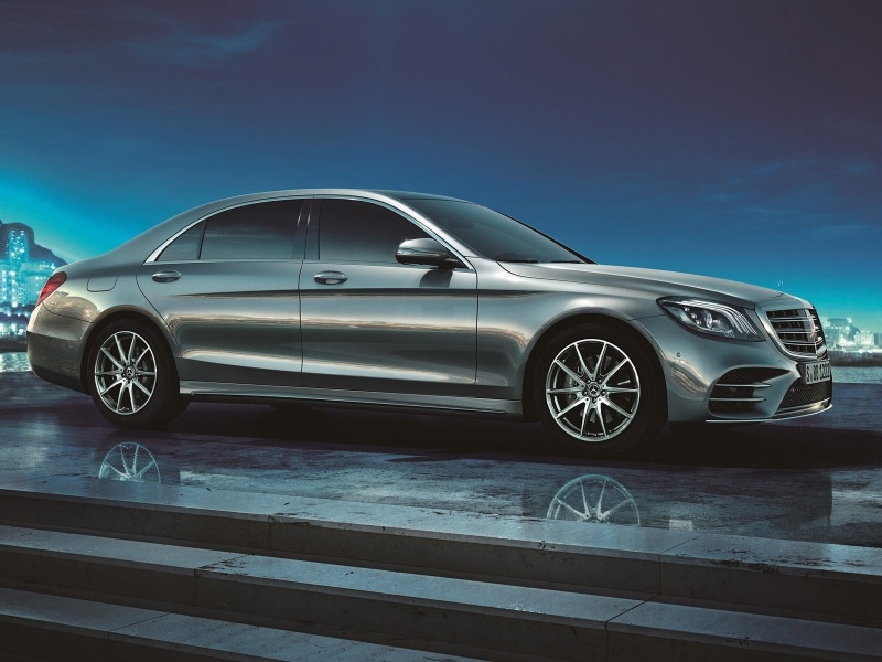 ベンツS450はマイルドハイブリッドを搭載。全然マイルドじゃない、リッチなシステムと評判