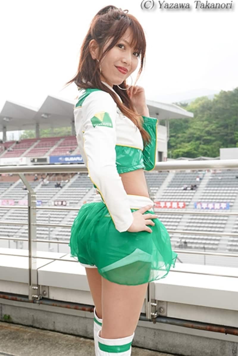 岸谷知里／モデリスタカスタマイズクイーン