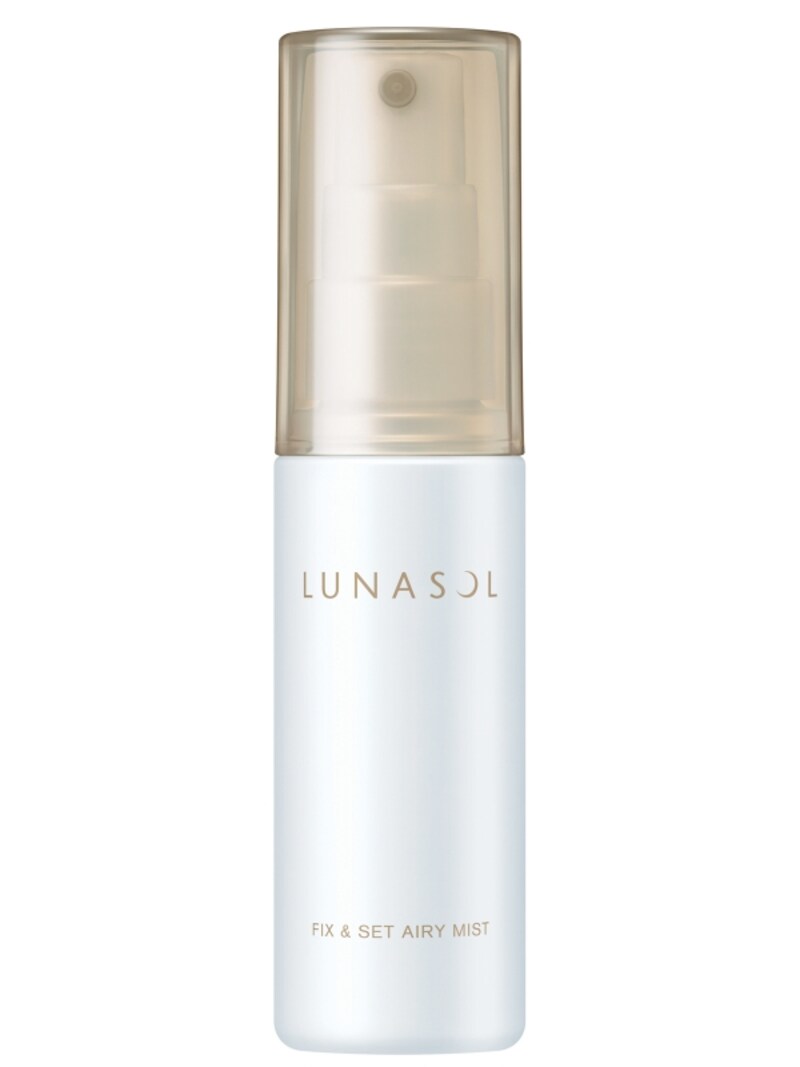 うるおいとツヤを与えて、メイクの仕上がりも美しく