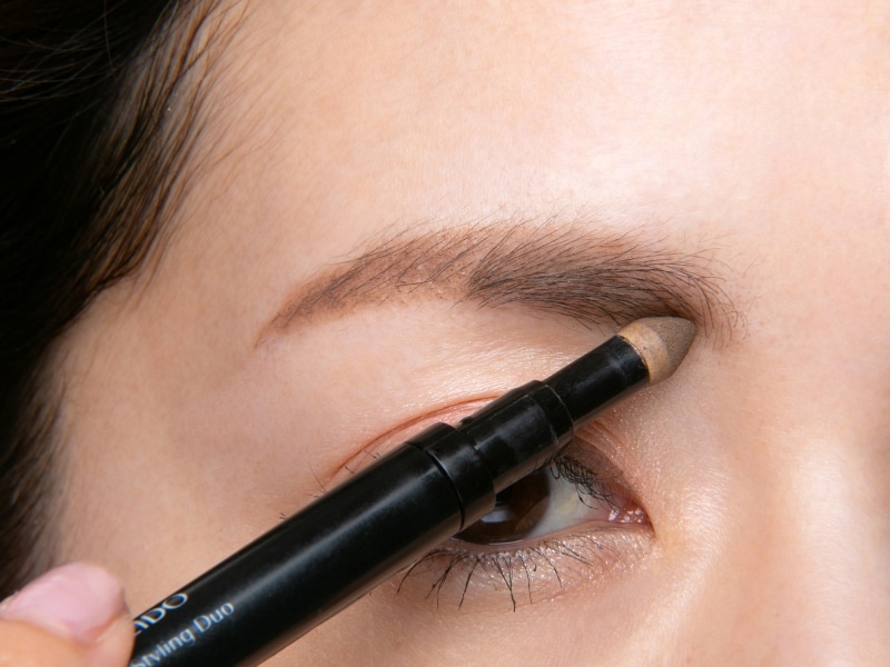 ペンシルタイプのパウダーだと使いやすい