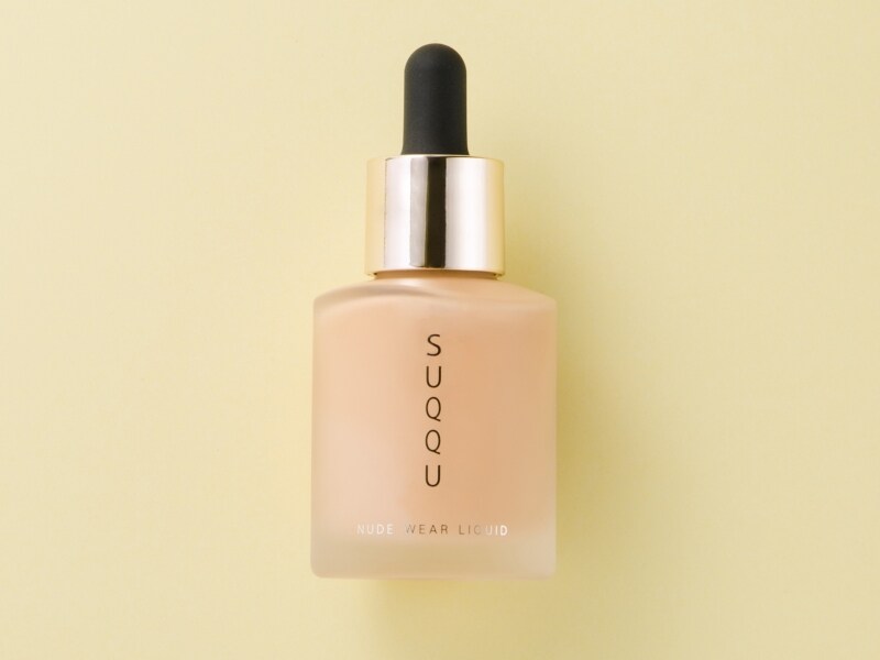 美容液のようなテクスチャーで日中も乾燥知らず