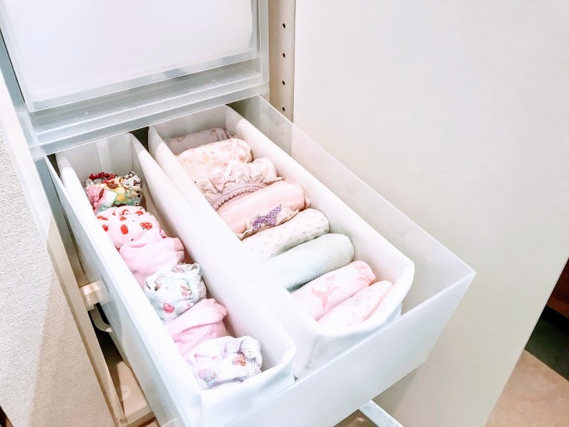 セリアのおすすめ収納グッズ:無印良品のポリプロピレン収納ケースにピッタリフィット!