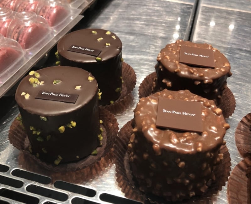 「Longchamp」シリーズ。人気のガトーです。