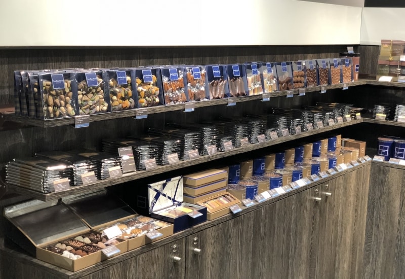 お土産にふさわしいタブレットやショコラ