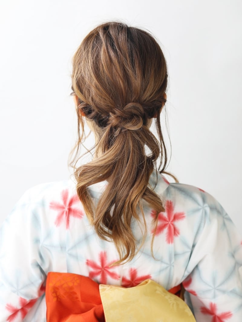 【ロング浴衣】ねじり編みで作る簡単ローポニーテール