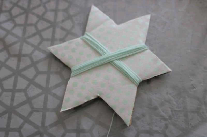 同じように糸を巻きます。