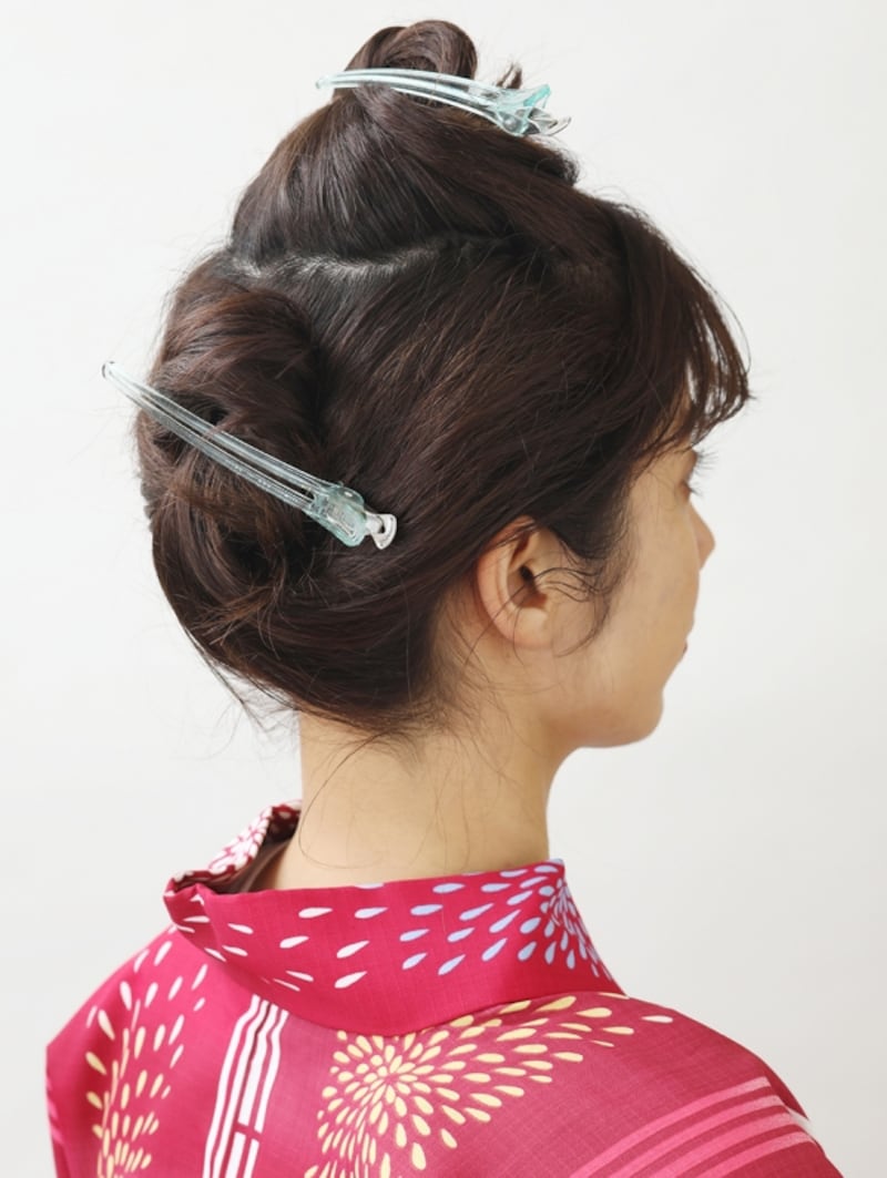 トップからハチにかけて丸くブロッキング