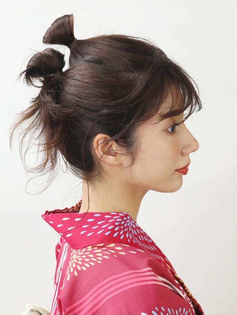 残りの髪もお団子にする