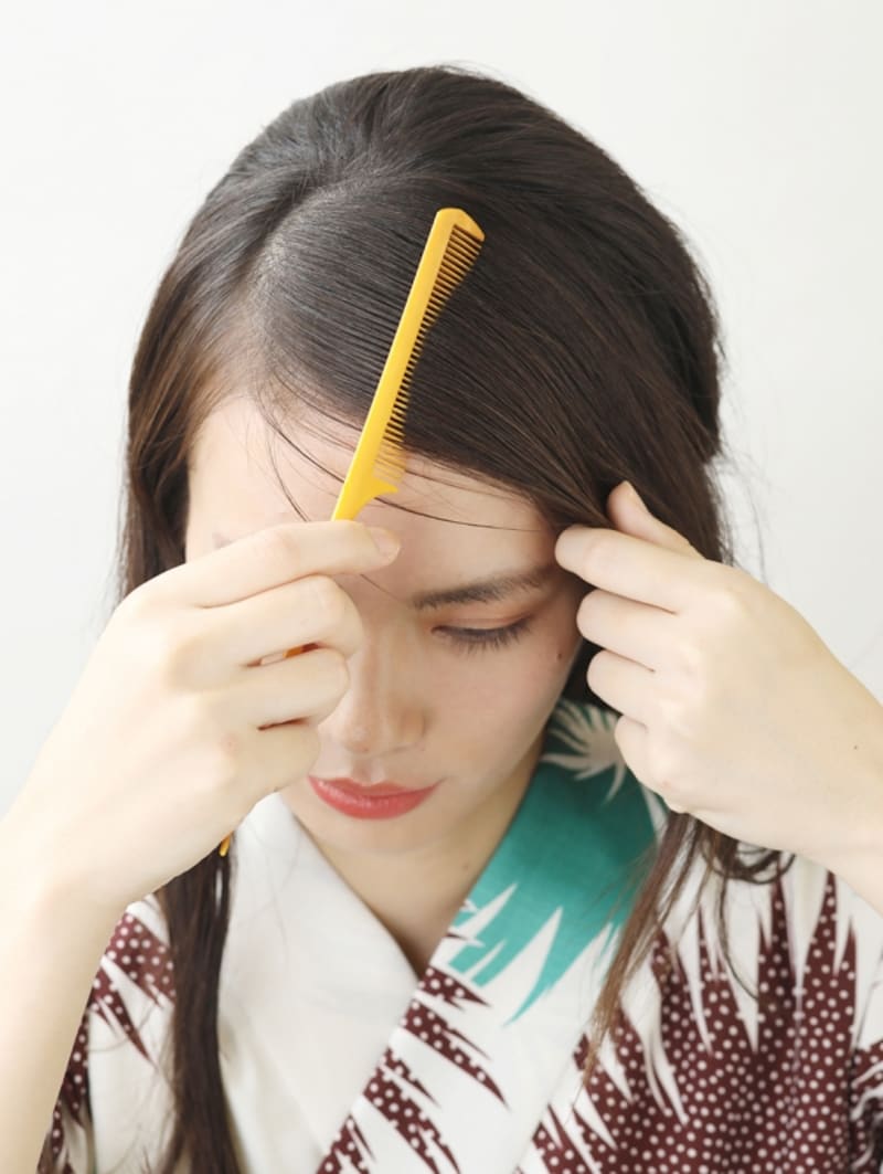 前髪を7:3に分ける