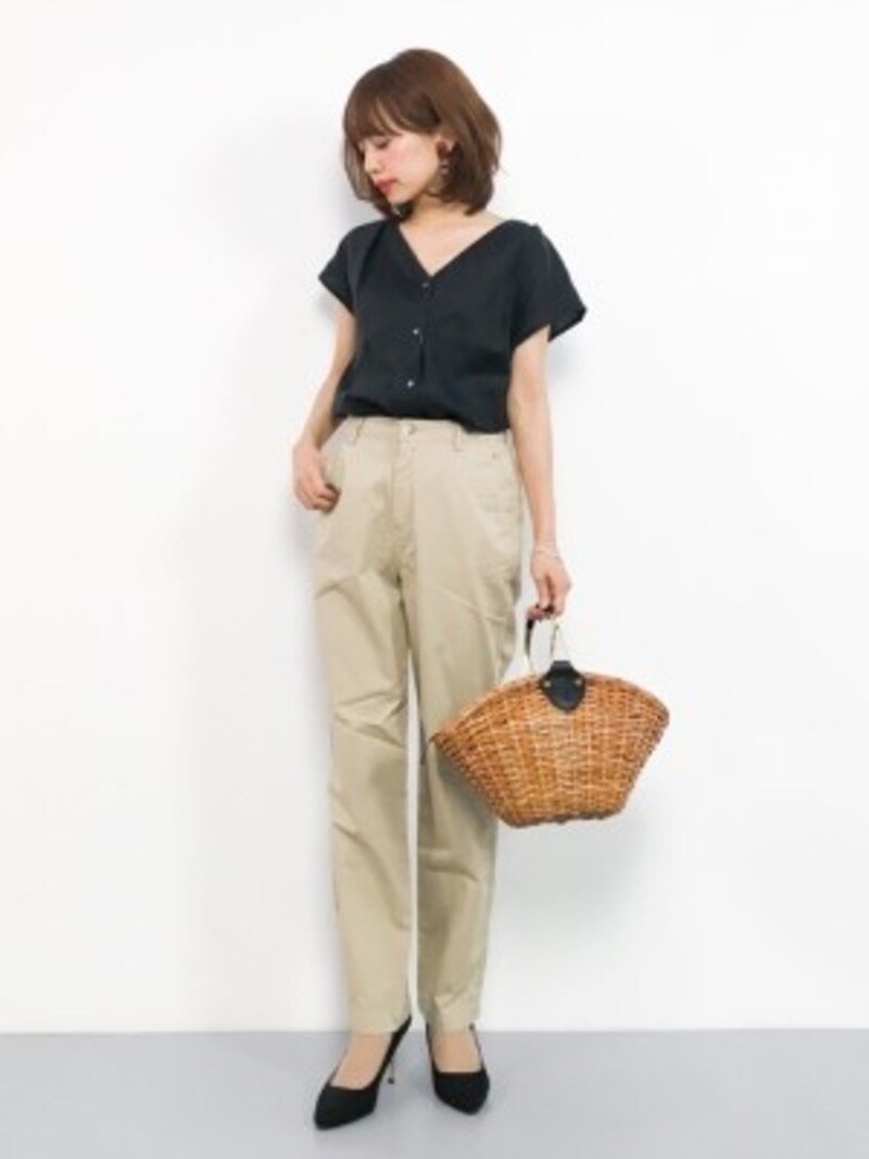 オンでもオフでも間違いなしの配色 出典:WEAR