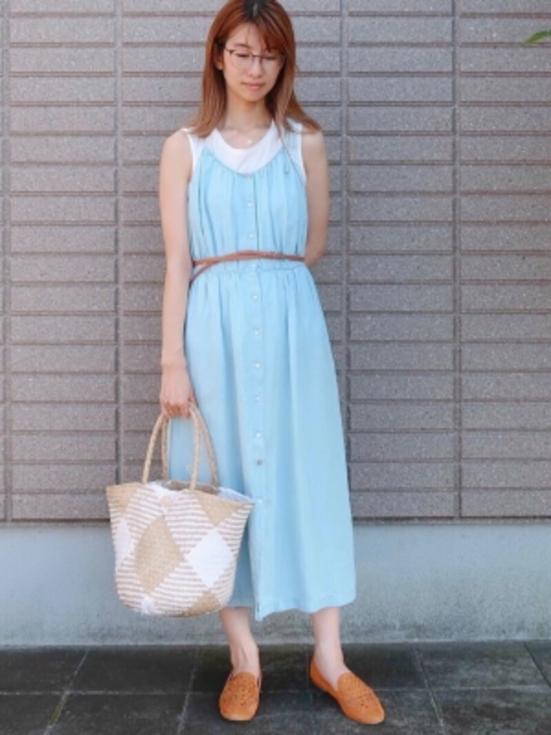 ファッションに馴染む、オシャレな伊達メガネ感覚でかけられる