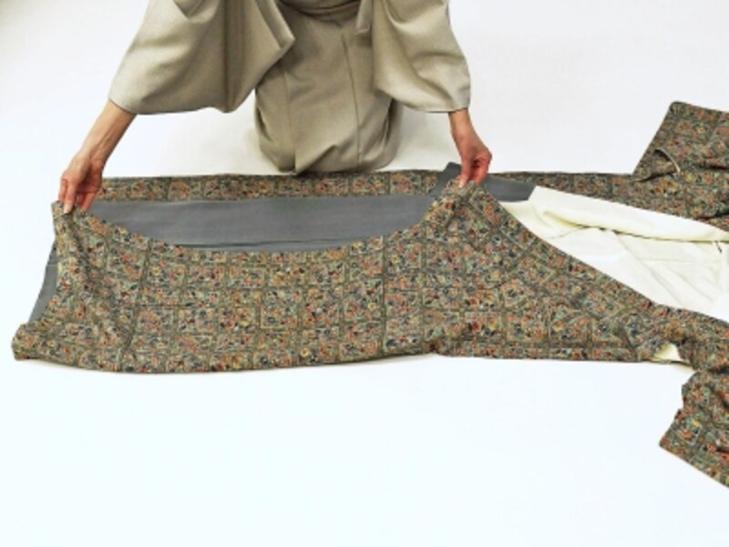 動画で簡単 浴衣 着物のたたみ方 本たたみ 浴衣 着付け All About