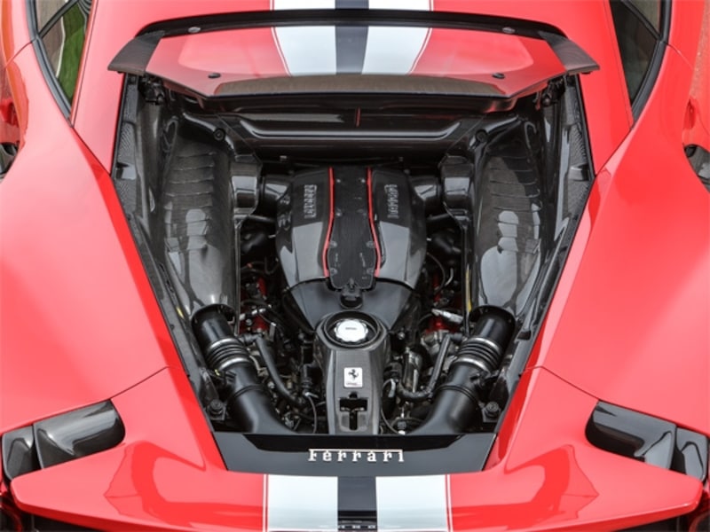 フェラーリ 488ピスタ