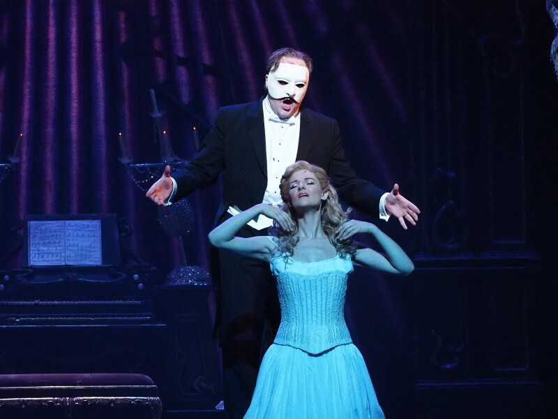 『オペラ座の怪人　ケン・ヒル版』撮影：ヒダキトモコ