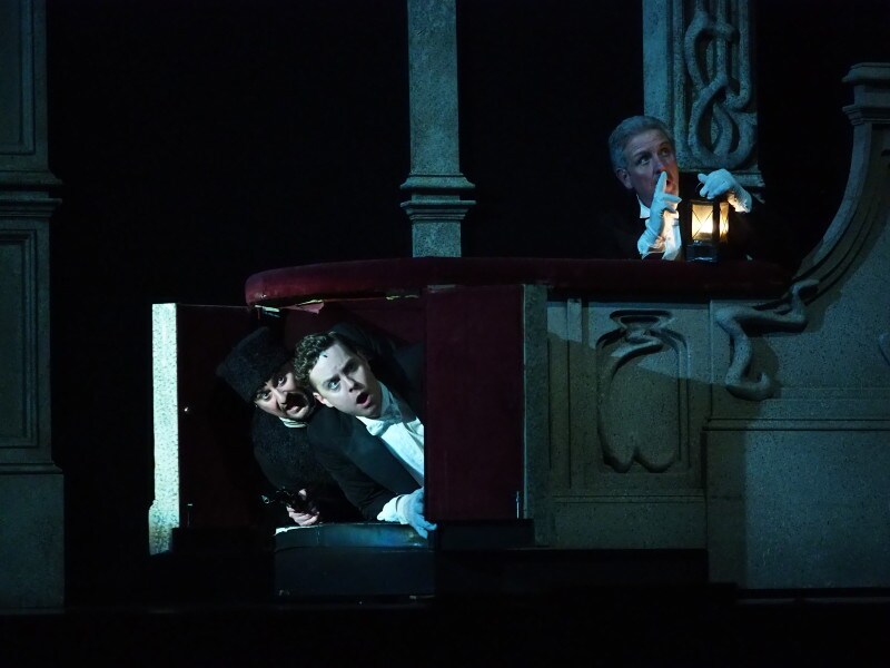『オペラ座の怪人　ケン・ヒル版』撮影：ヒダキトモコ