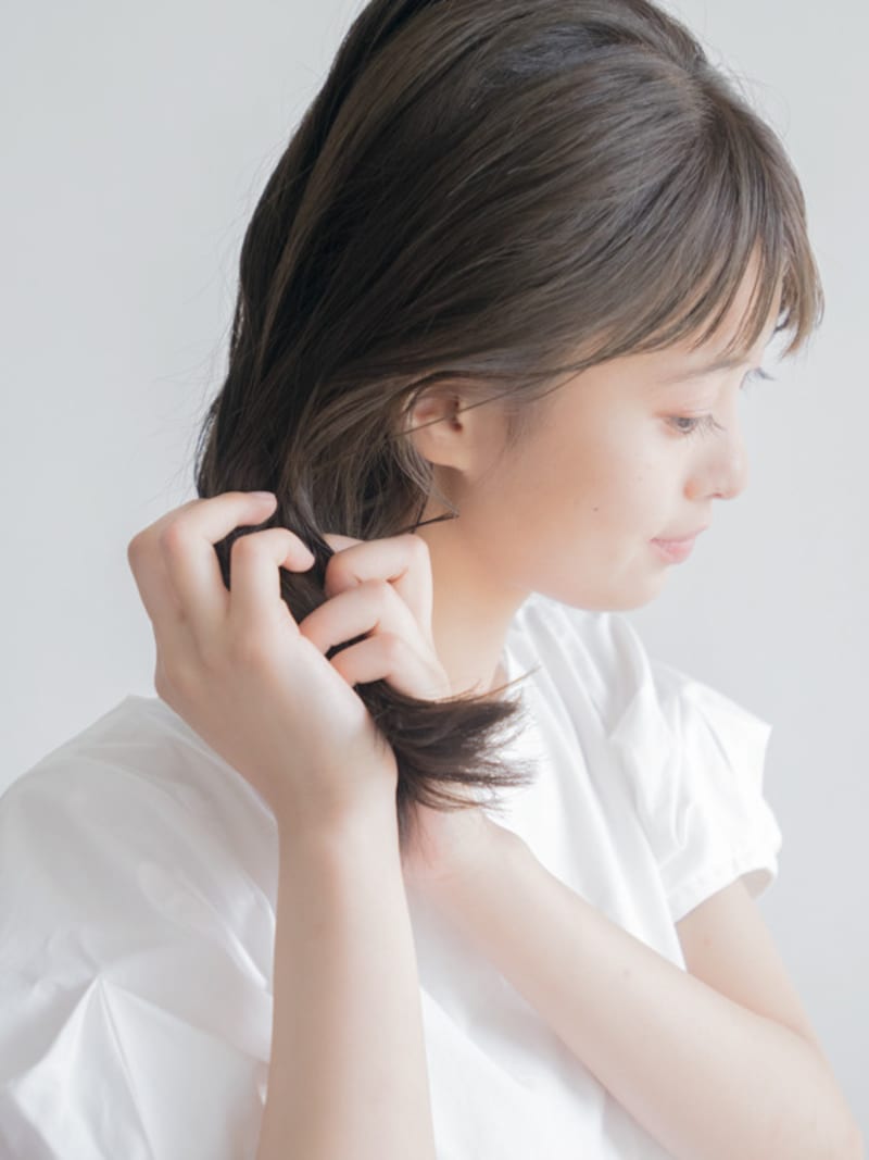 毛先までしっかりつけるとキレイに仕上がる