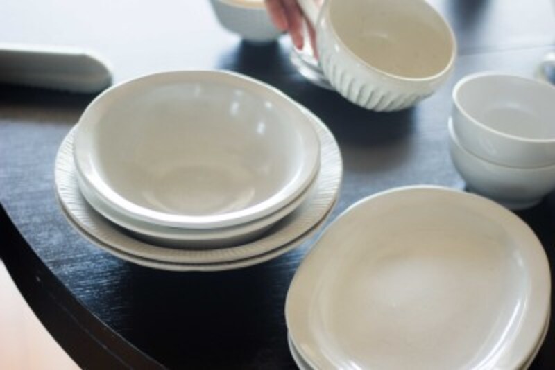 食器収納 片付けのポイント3つ 時短家事にも効果的 シンプルライフ All About 食器収納 片付けのポイント3つ 時短家事にも効果的 シンプルライフ All About