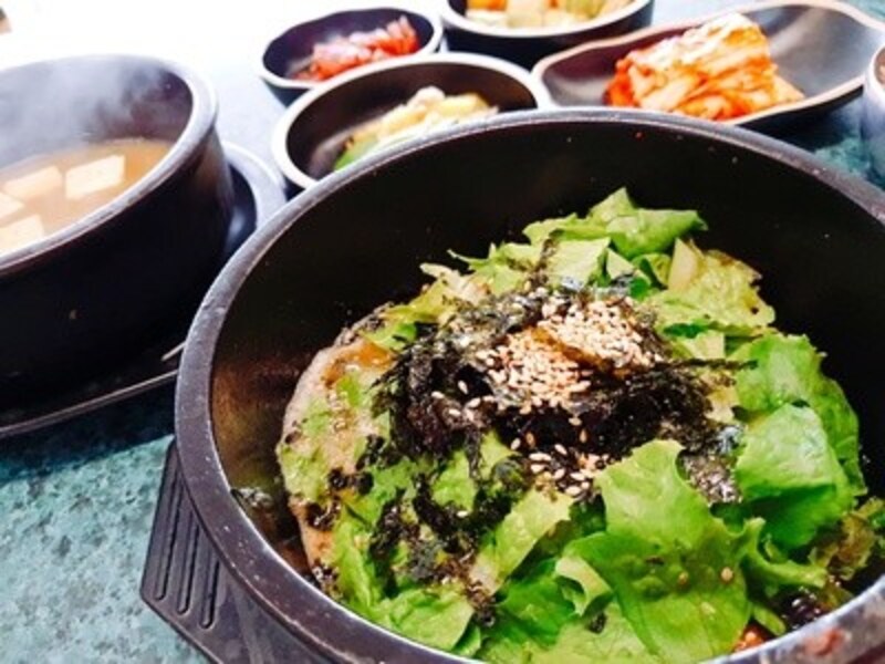 ARMYの聖地バンタン食堂の黒豚石焼ビビンバ