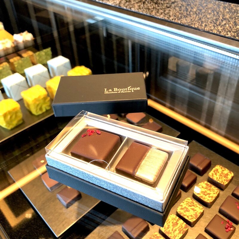 チョコレート2個入りボックスは1000円(税別)