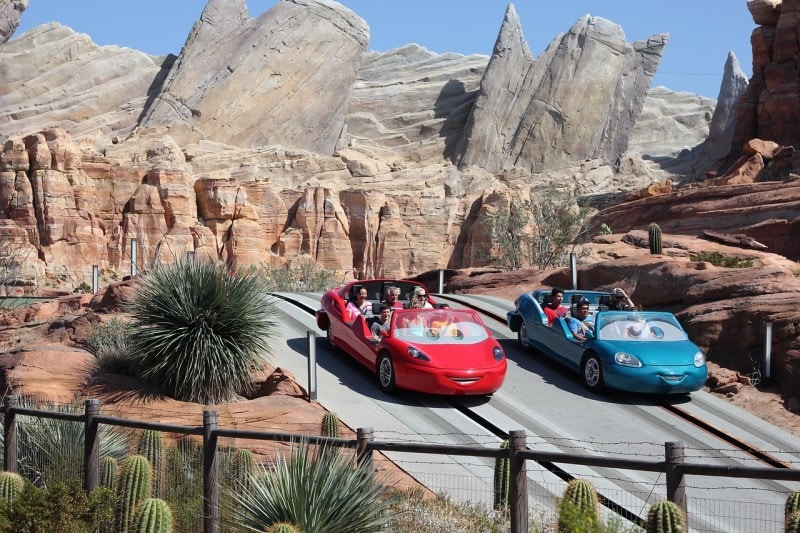 カリフォルニア ロサンゼルス ディズニー カーズランド