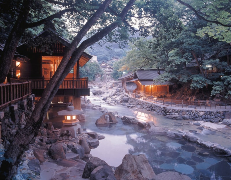 子宝の湯　とにかく大きい混浴露天風呂