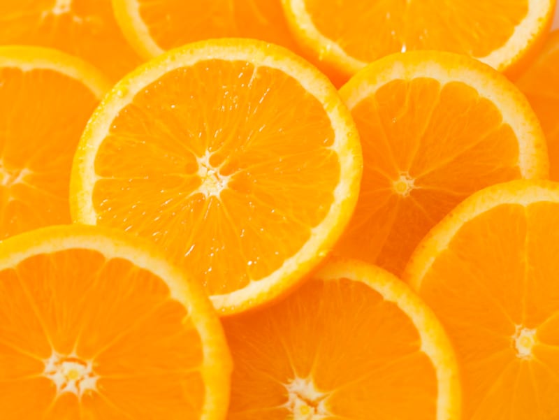 オレンジが好きな人が、衝動買いしてしまうのは、寂しさに気づいていないからかも?