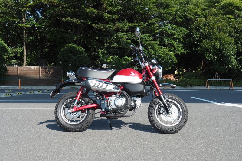 モンキー125サイドビュー