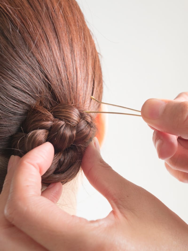 アメピンの足をお団子に引っ掛ける