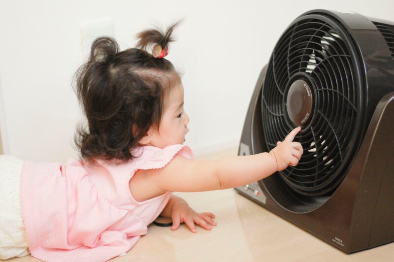 子供が扇風機に指を入れて危ない！なんてことはもちろん起きません。
