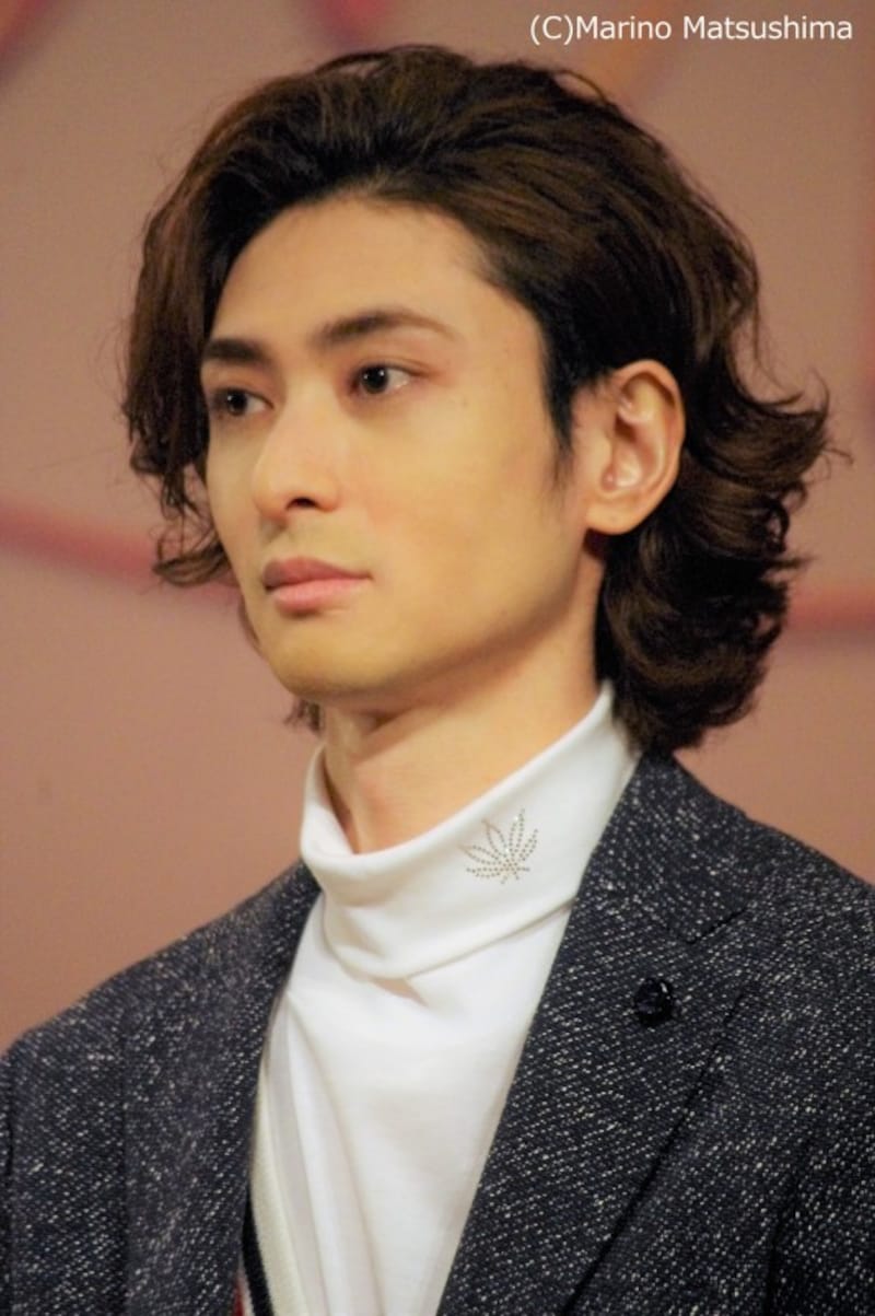 クールな表情ですが発するコメントには演劇熱とユーモアが満ちる古川雄大さん。(C)Marino Matsushima