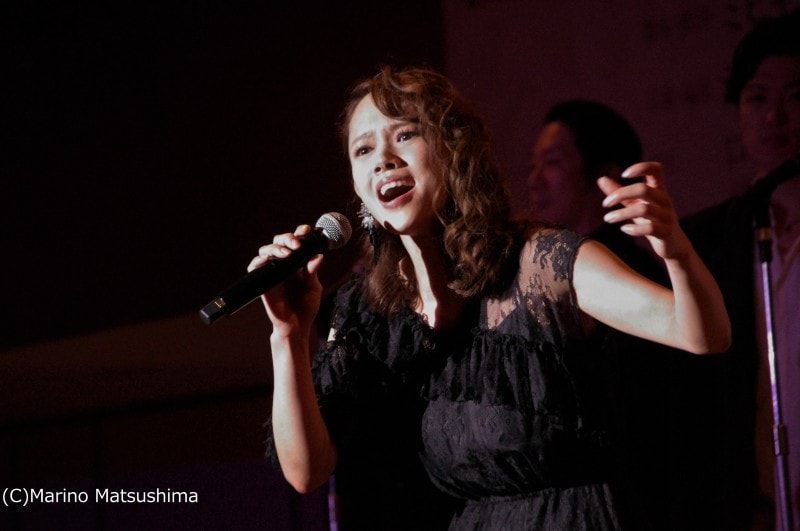 革命への決意を迫力たっぷりに歌い上げるナンバー「もう許さない」(C)Marino Matsushima