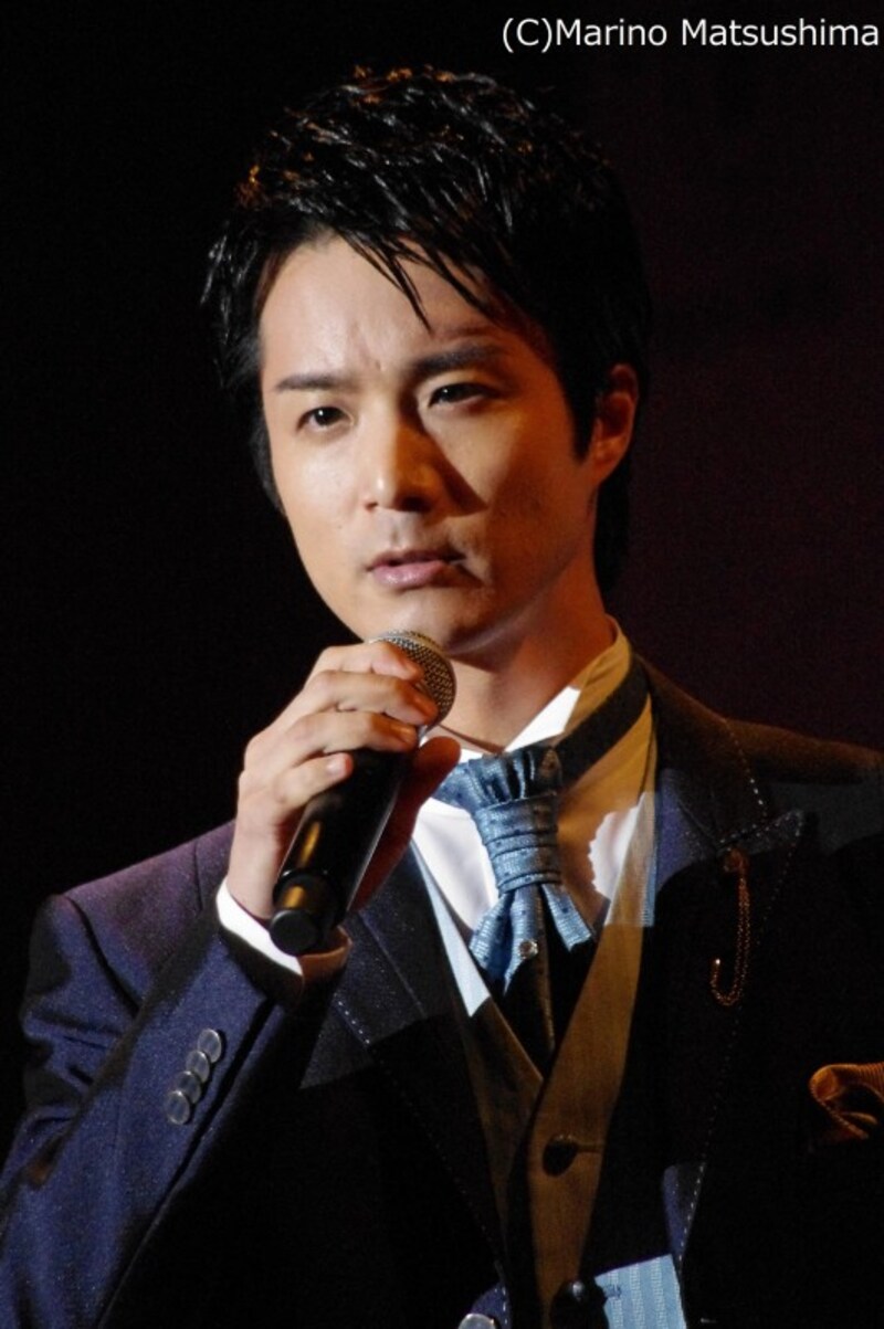 夢見がちなアントワネットに対して”きちんと現実を見てほしい”と訴える新曲「遠い稲妻」(C)Marino Matsushima