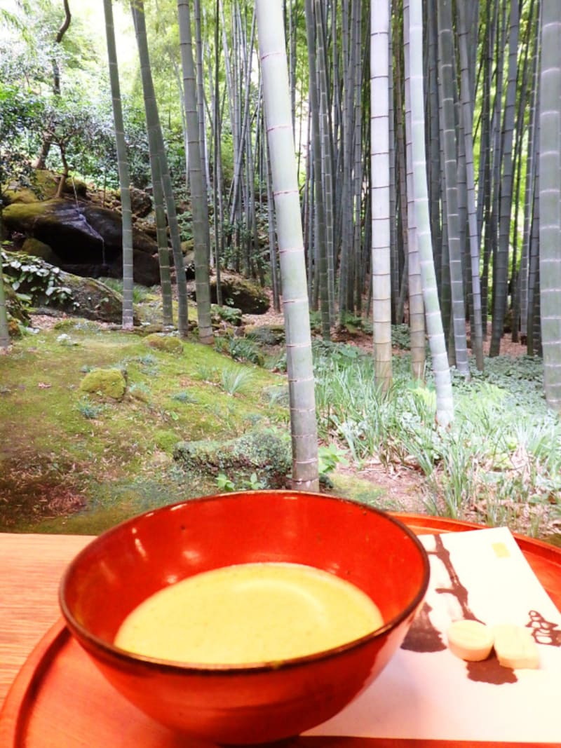 休耕庵でいただくお抹茶