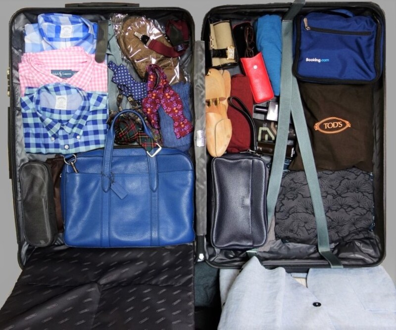 104Lは大きめのバッグも入って8~10泊も可能な大容量サイズ